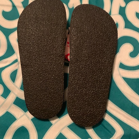 Slide in Sandals - Picture 6 of 7